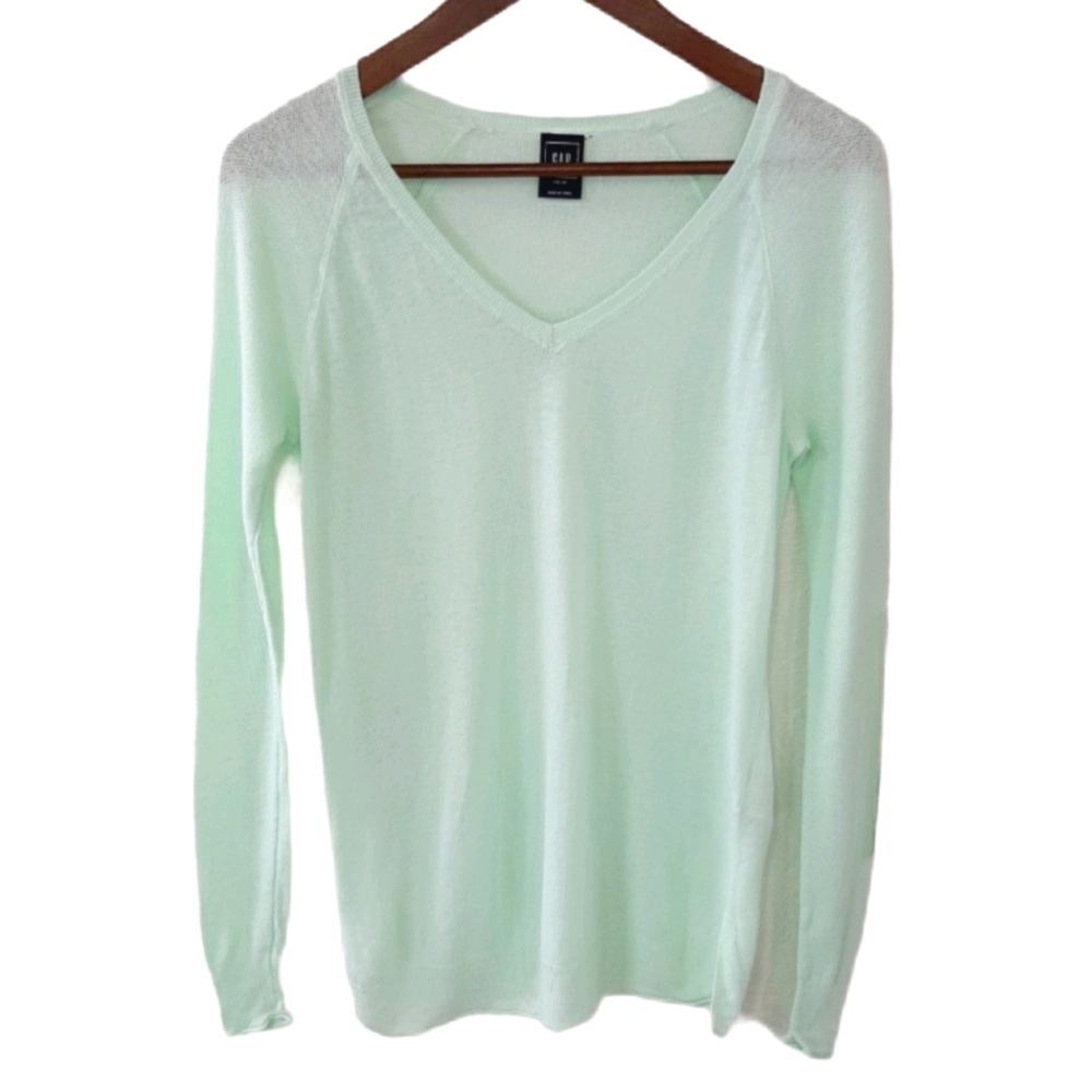 Gap linen blend lightweight vneck knit